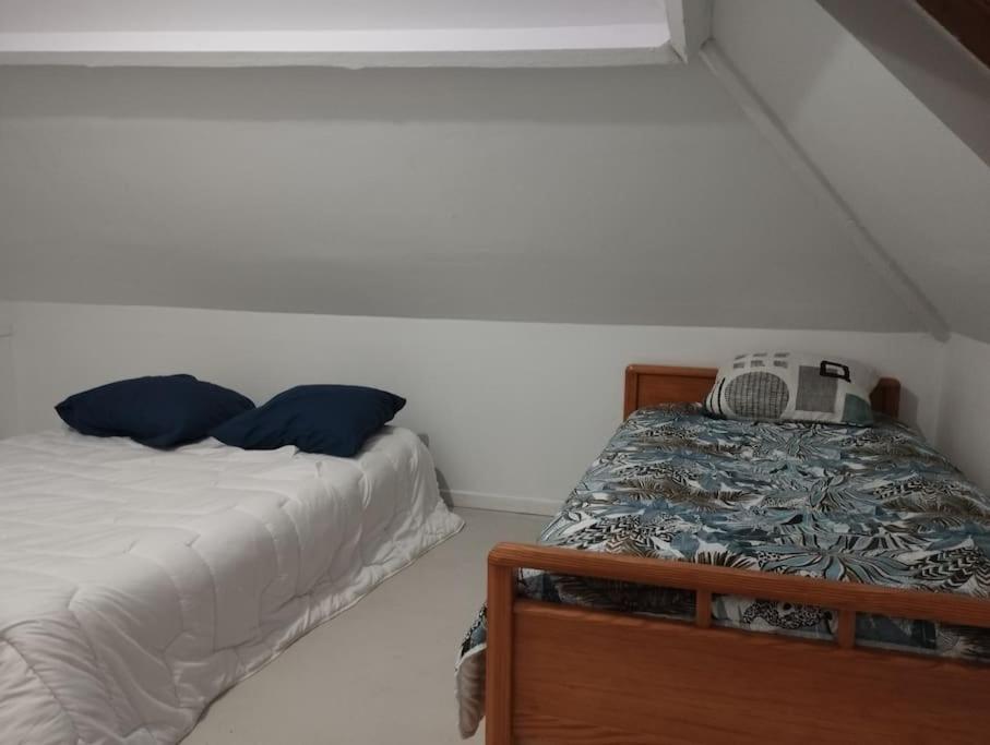 Apartament Agreable Maison Avec Parking Gratuit Amiens Zewnętrze zdjęcie